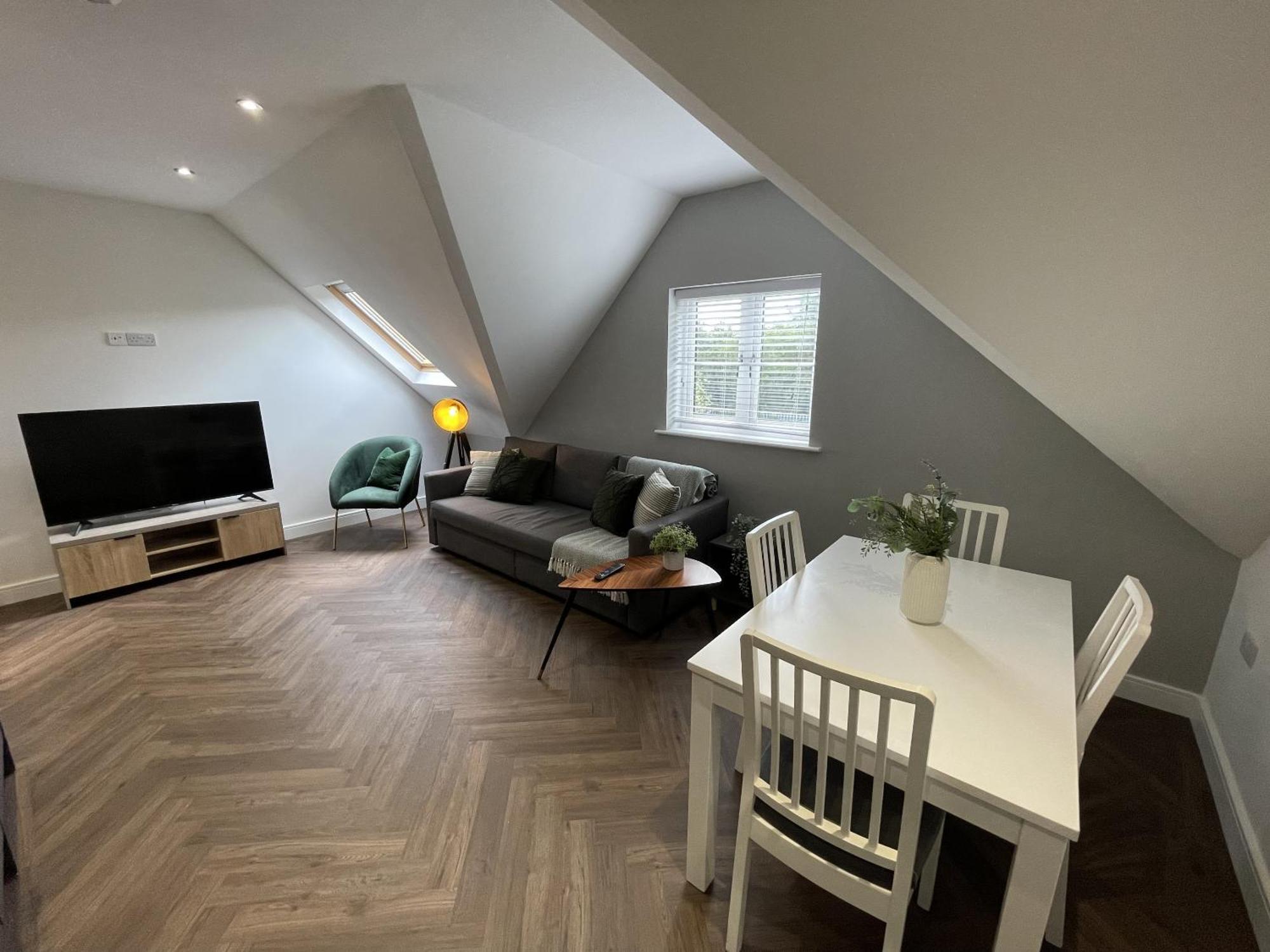 Top Floor Luxury & Stylish - Sleeps 5 Apartamento Coventry